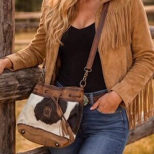STS Ranchwear Womens Cowhide Bucket Bag Brown White Leather Crossbody Tassel GW1